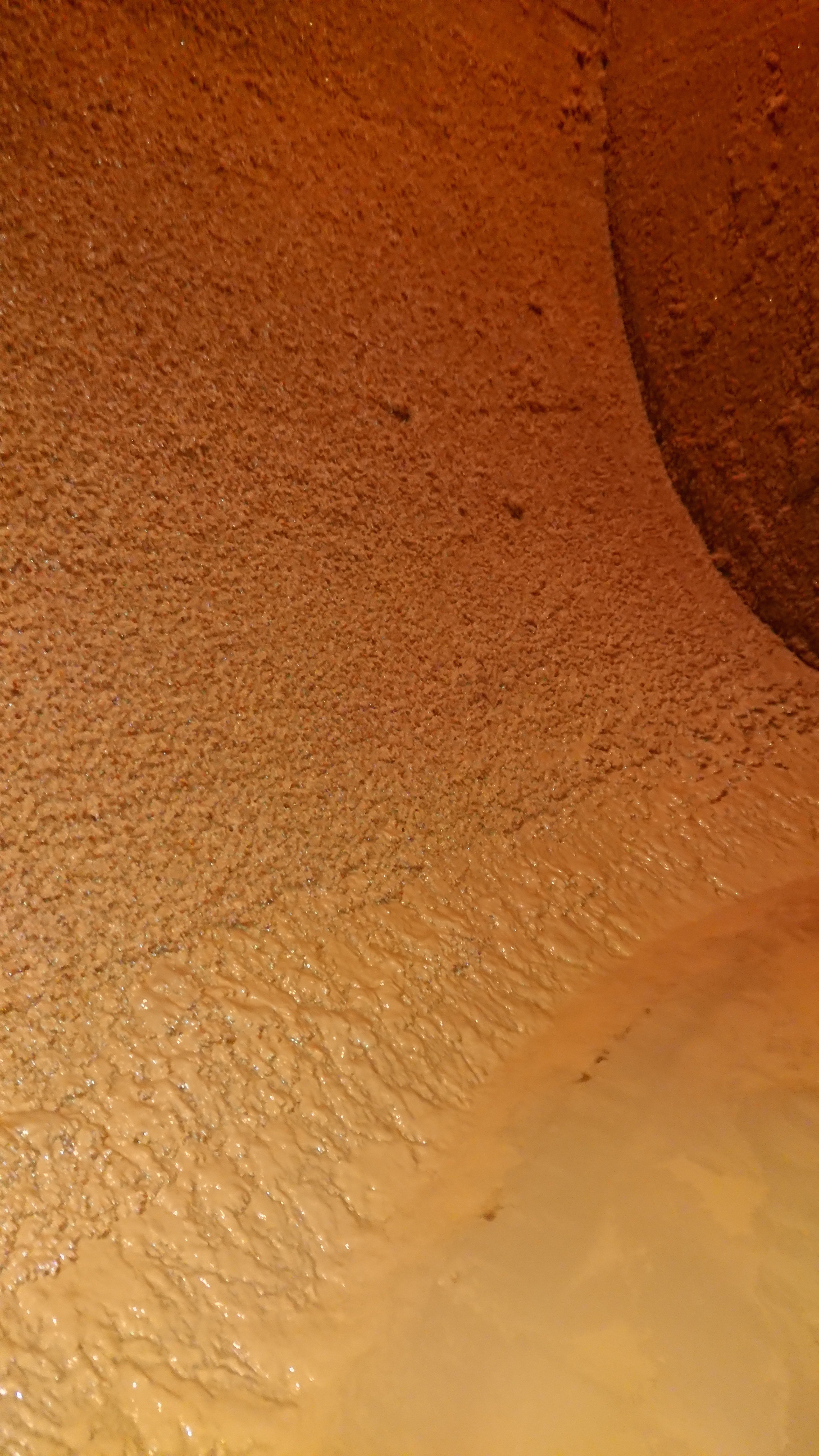Intérieur d'un fût en bois